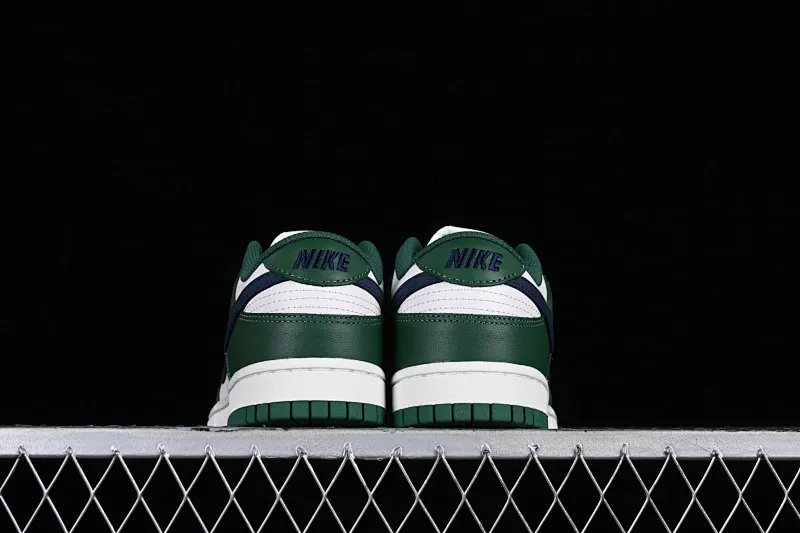 All categories Nk SB Dunk series Nk SB Dunk Low low-top sneakers Nk Dunk Low "Gorge Green" retro white and green SB low-top sports and leisure sneakers DD1503-300